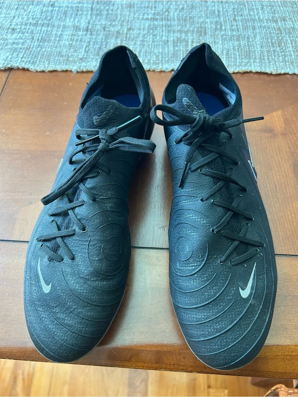 Nike Men’s Phantom Soccer Cleats